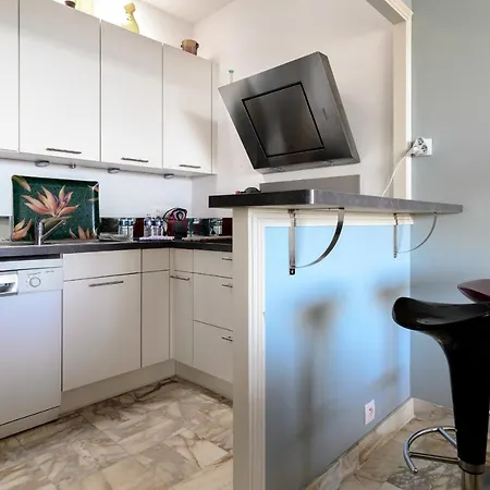 דירה Bagatelle Exceptional Location With Stunning Sea Views